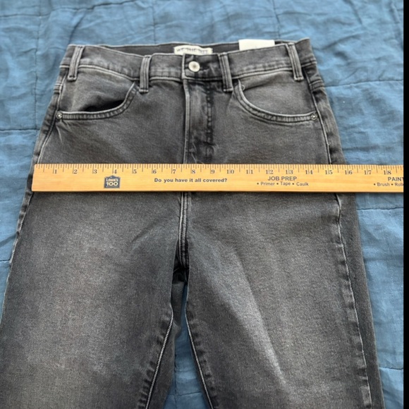 FP/ We The Free Low Maintenance Mid-Rise Flare Jeans NWT Size 29 Dark Horse - Picture 7 of 10
